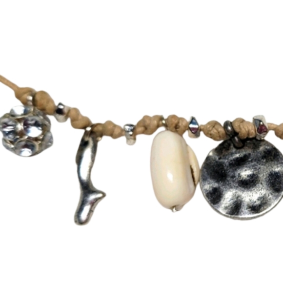 โข๐ผ๐๐โข๐๐๐พ๐๐๐ผ๐พ๐โข - Picture 11 of 14